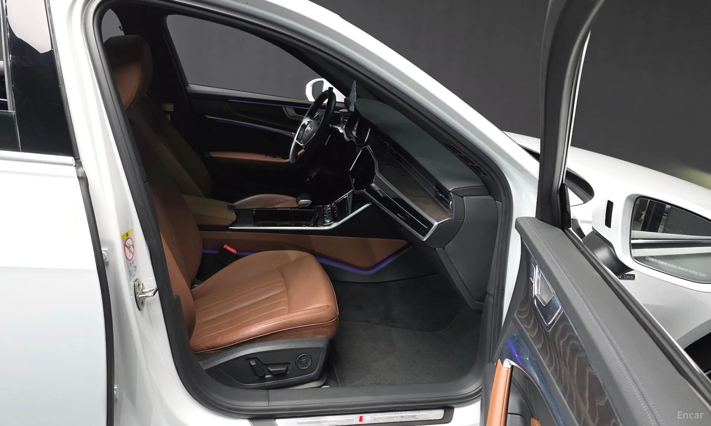 A6 (C8)