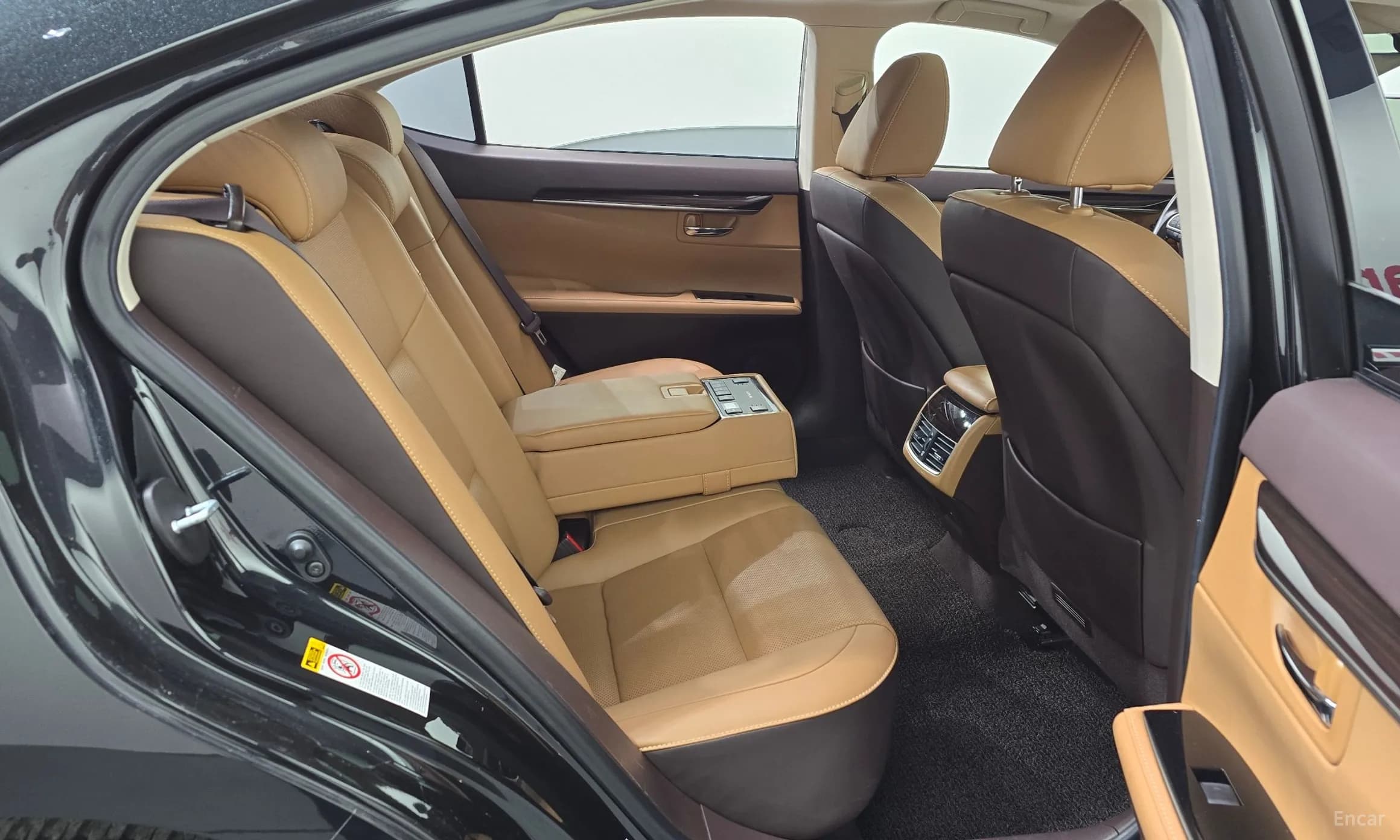 New ES300h