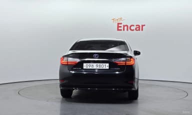 New ES300h