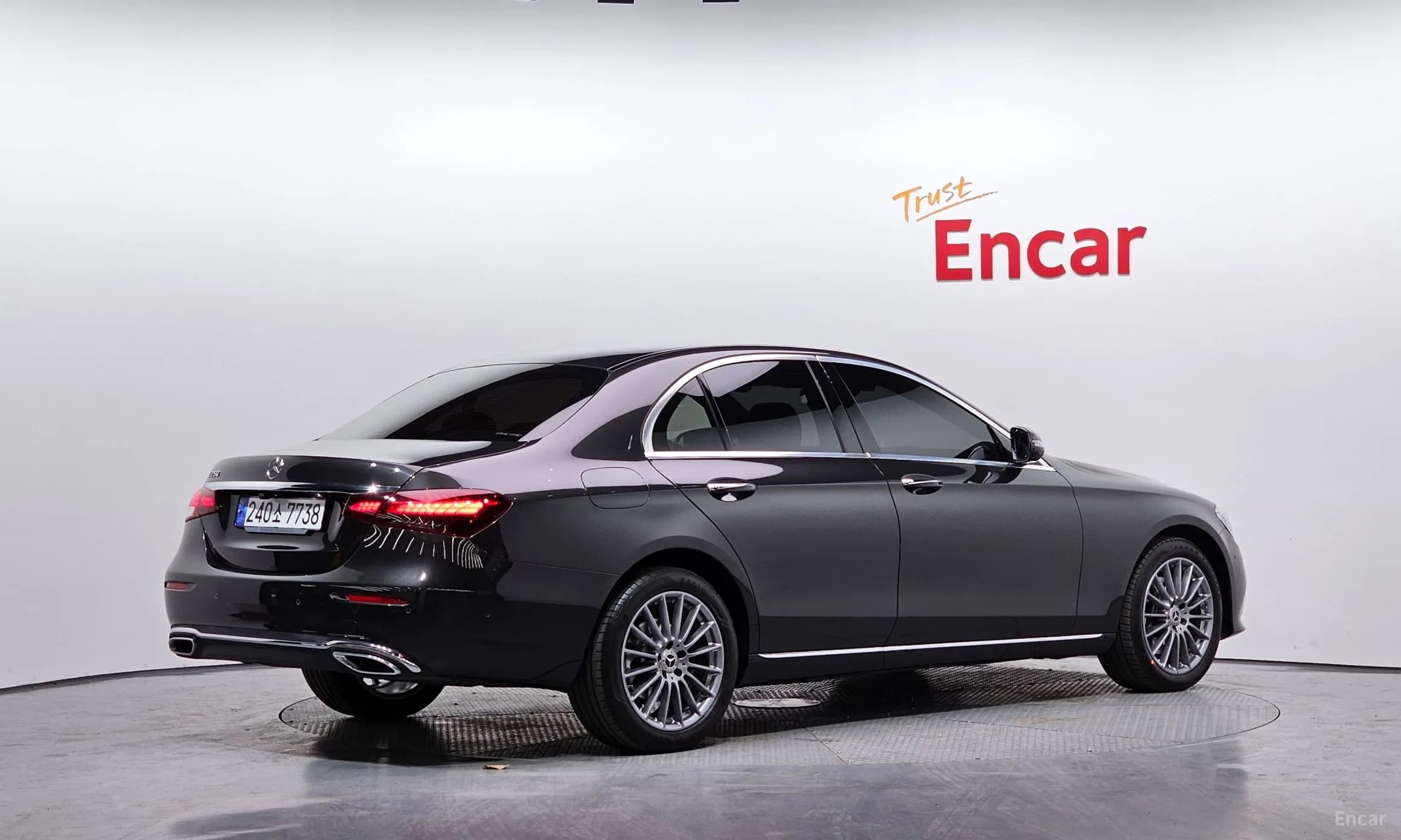 E-Class W213