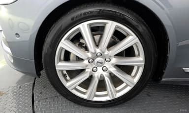 S90