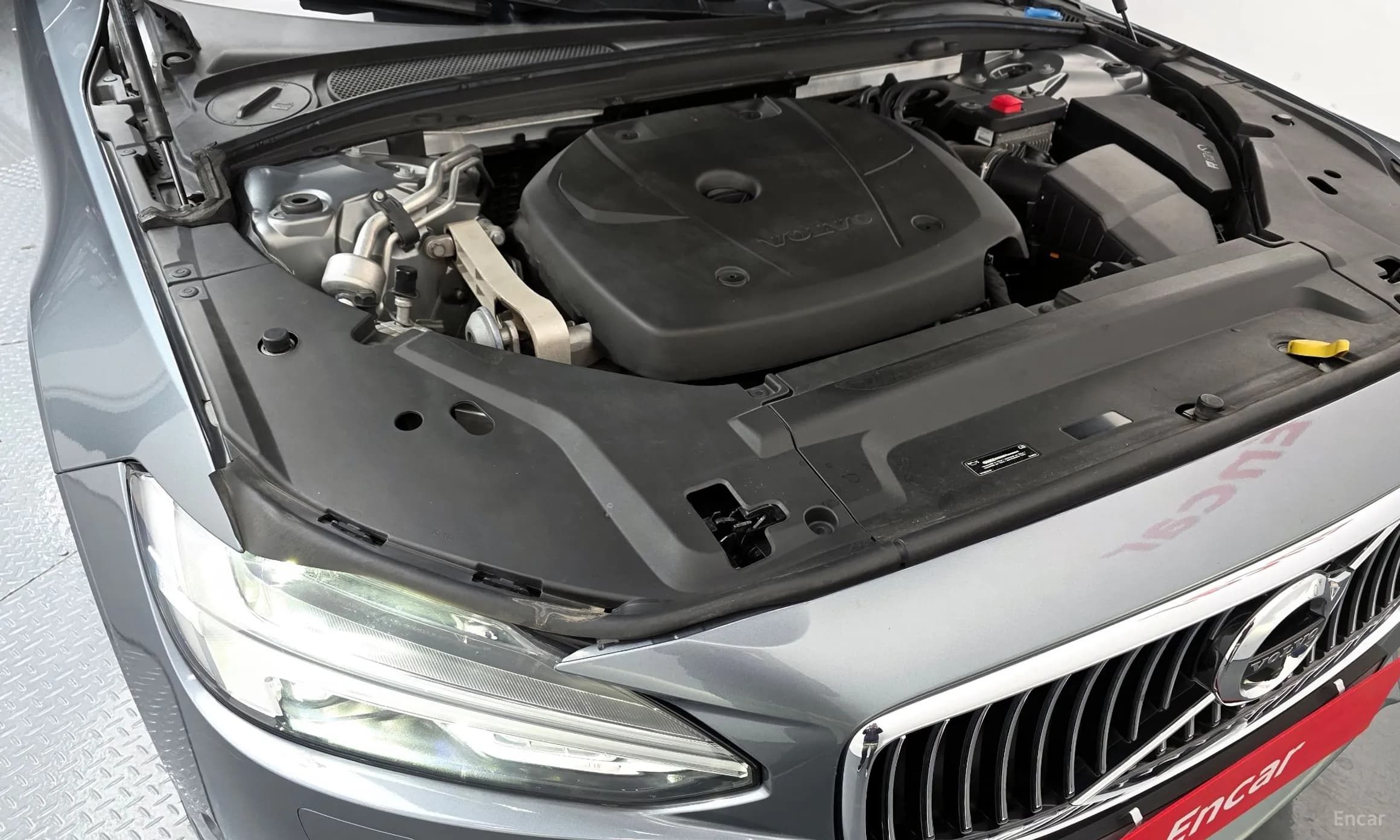 S90