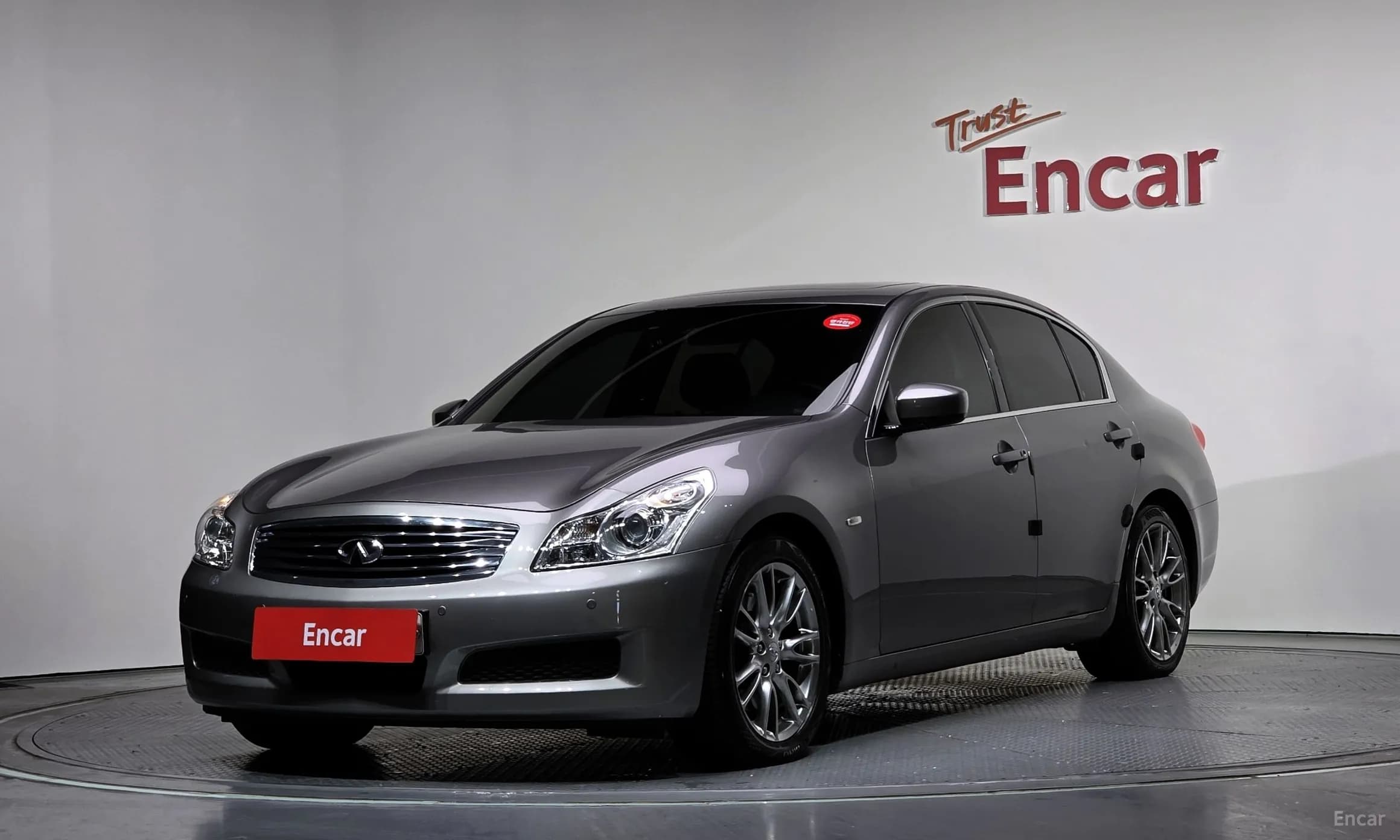 G37