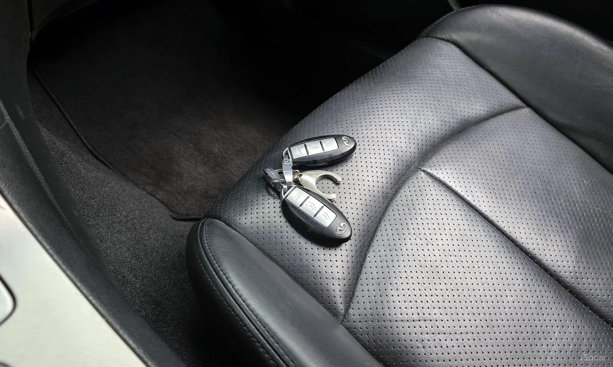 G37