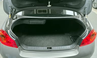 G37