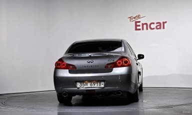 G37