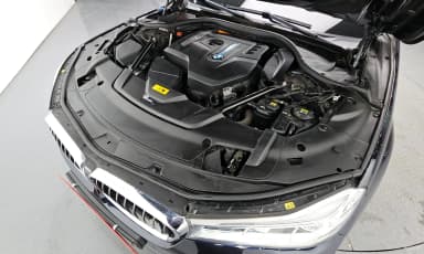7 Series (G11)