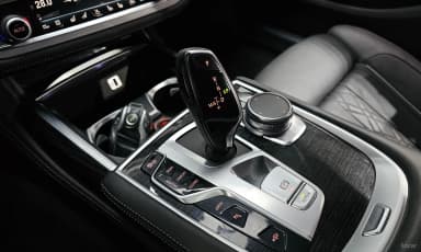 7 Series (G11)