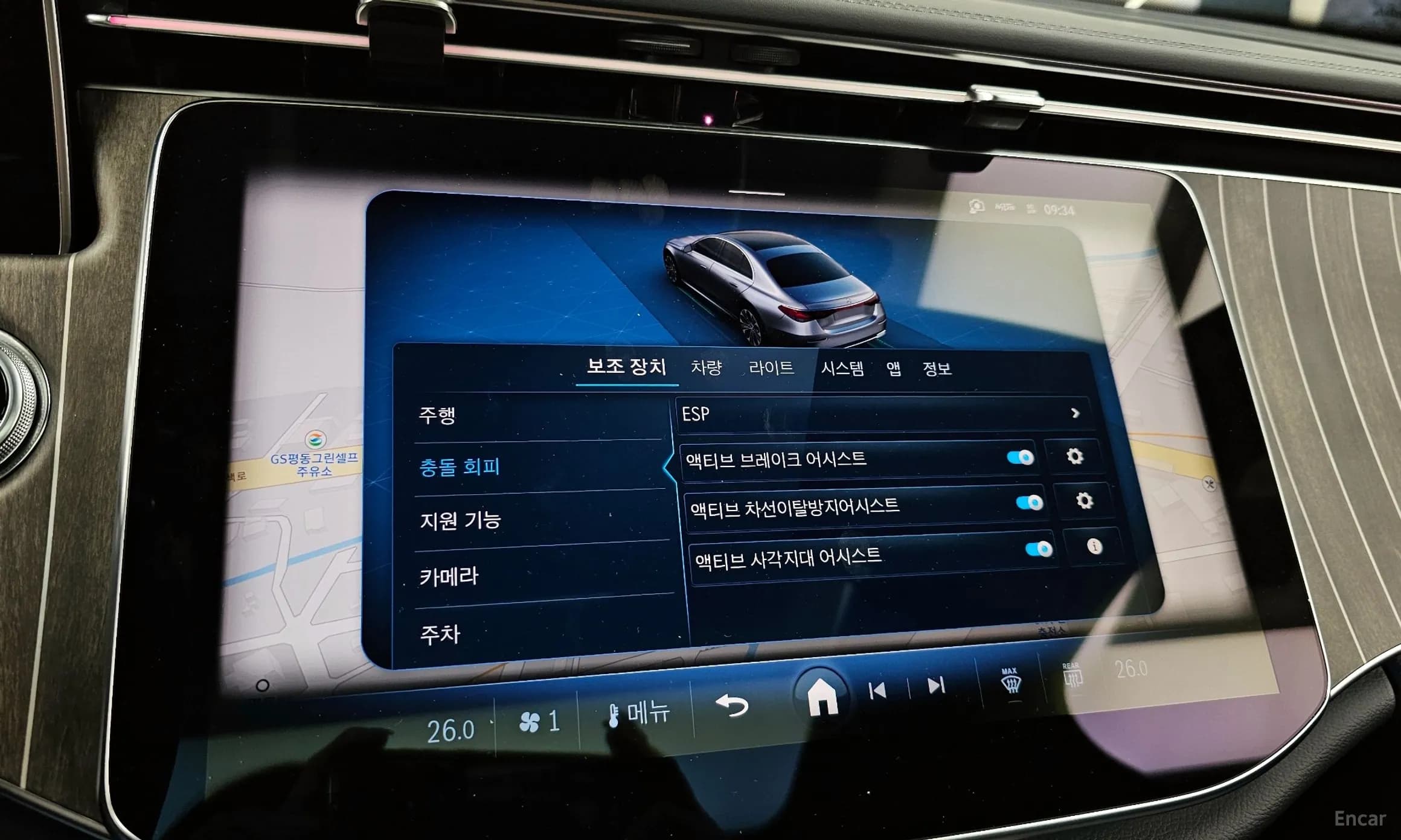 E-Class W214