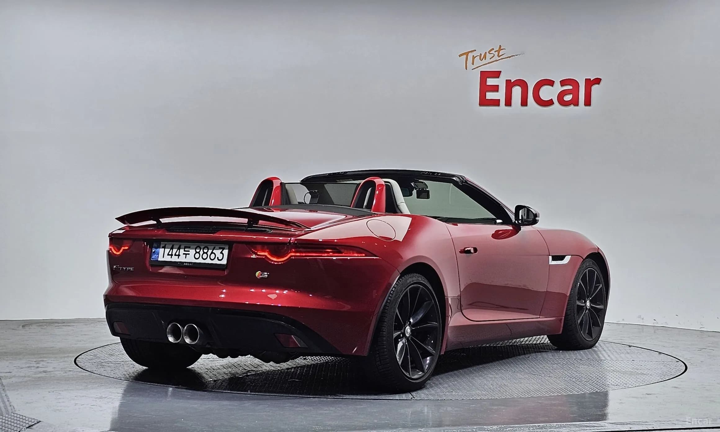 F-TYPE