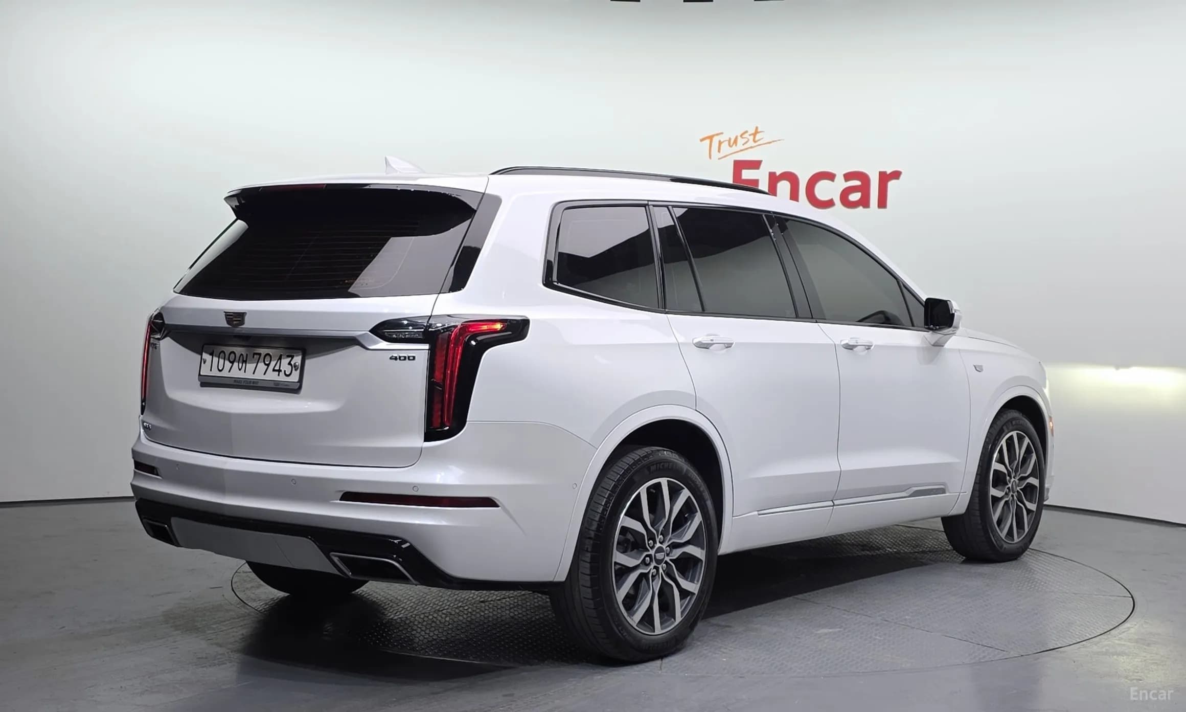 XT6