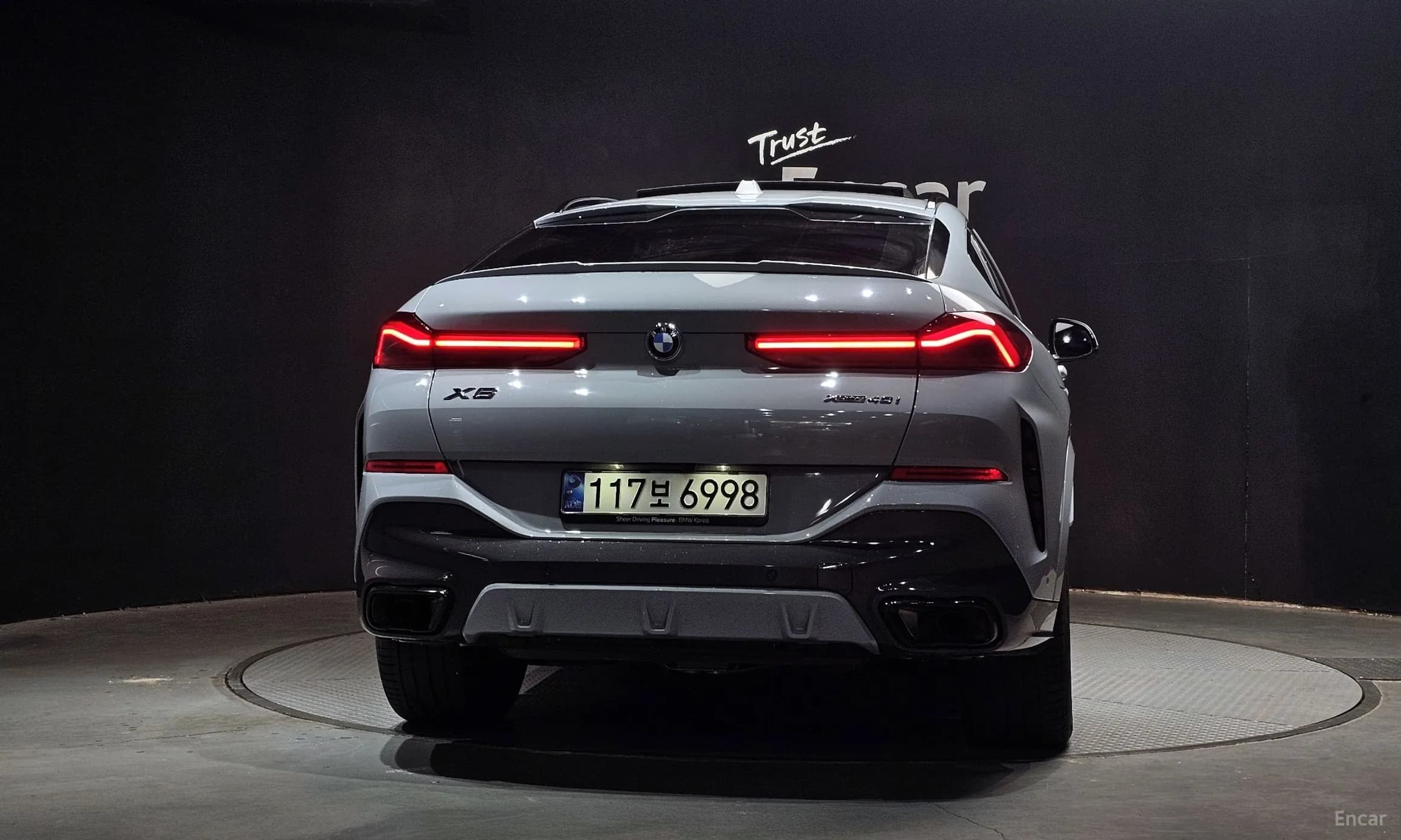 X6 (G06)