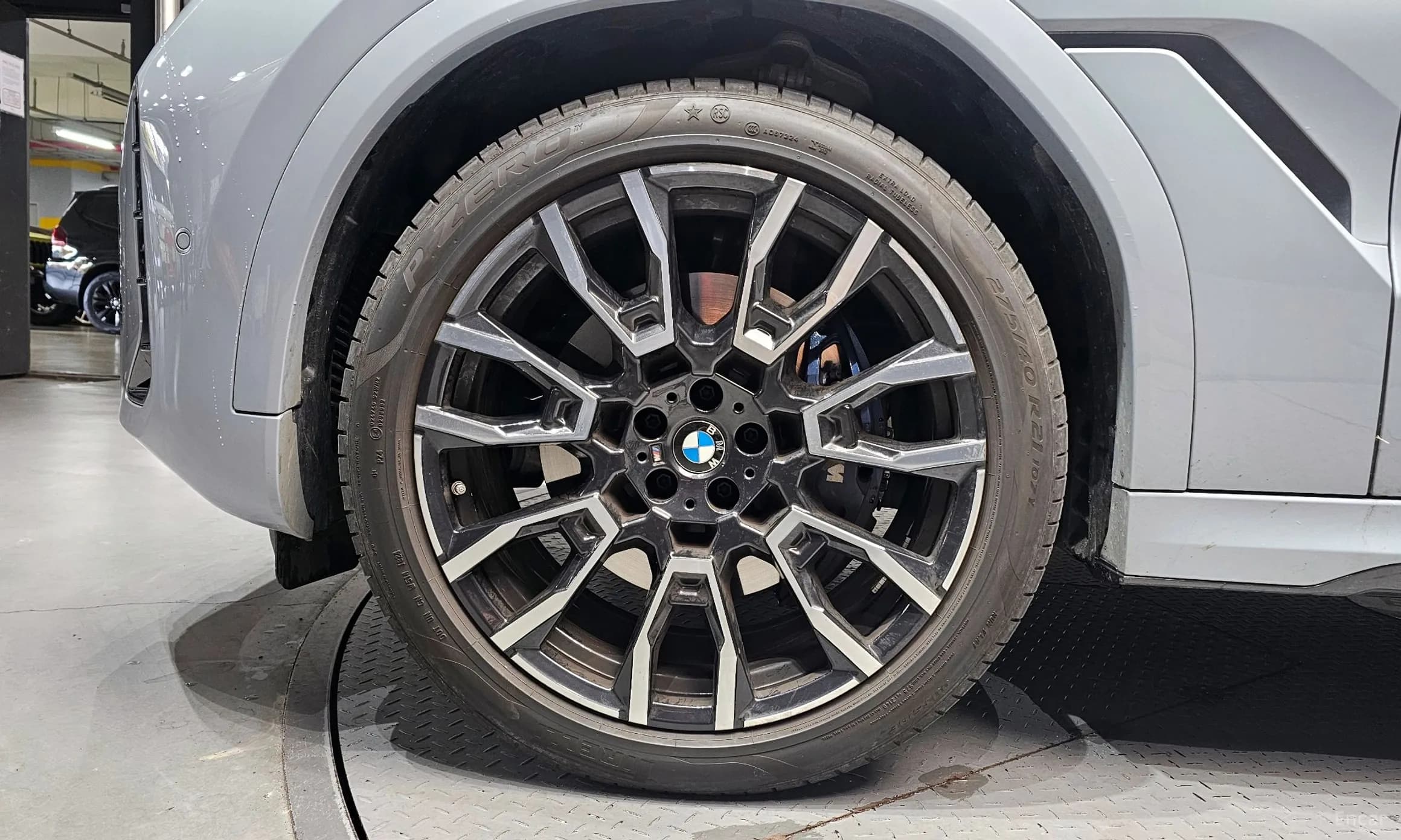 X6 (G06)
