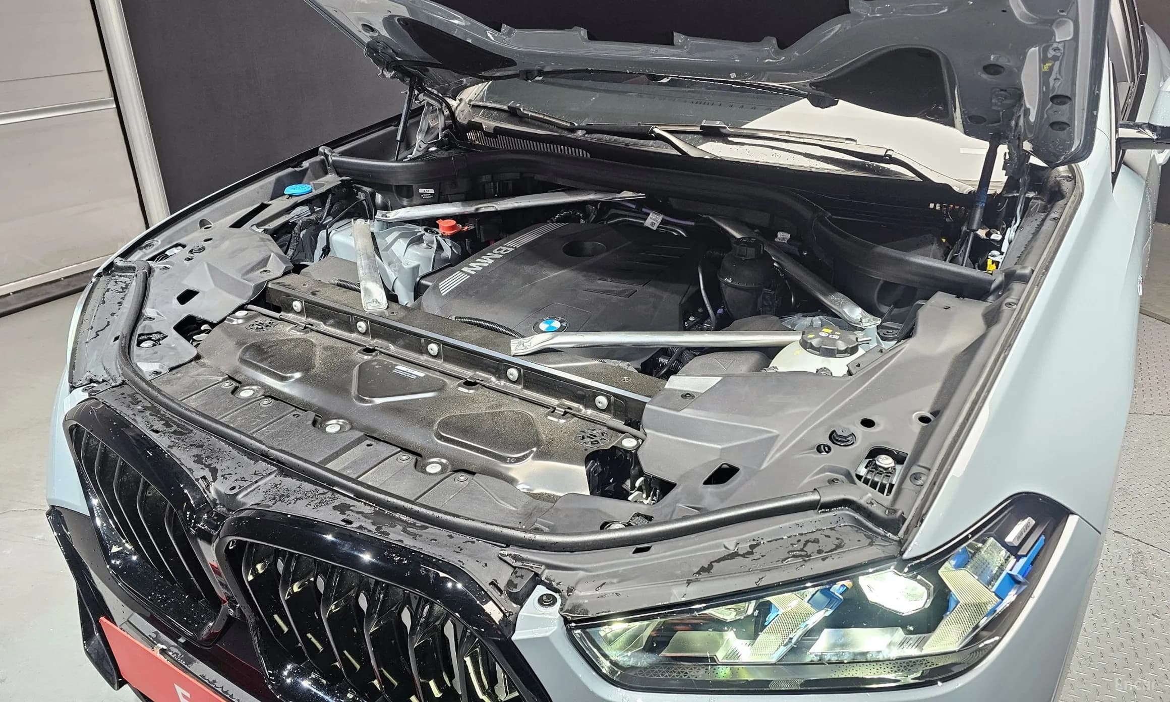 X6 (G06)