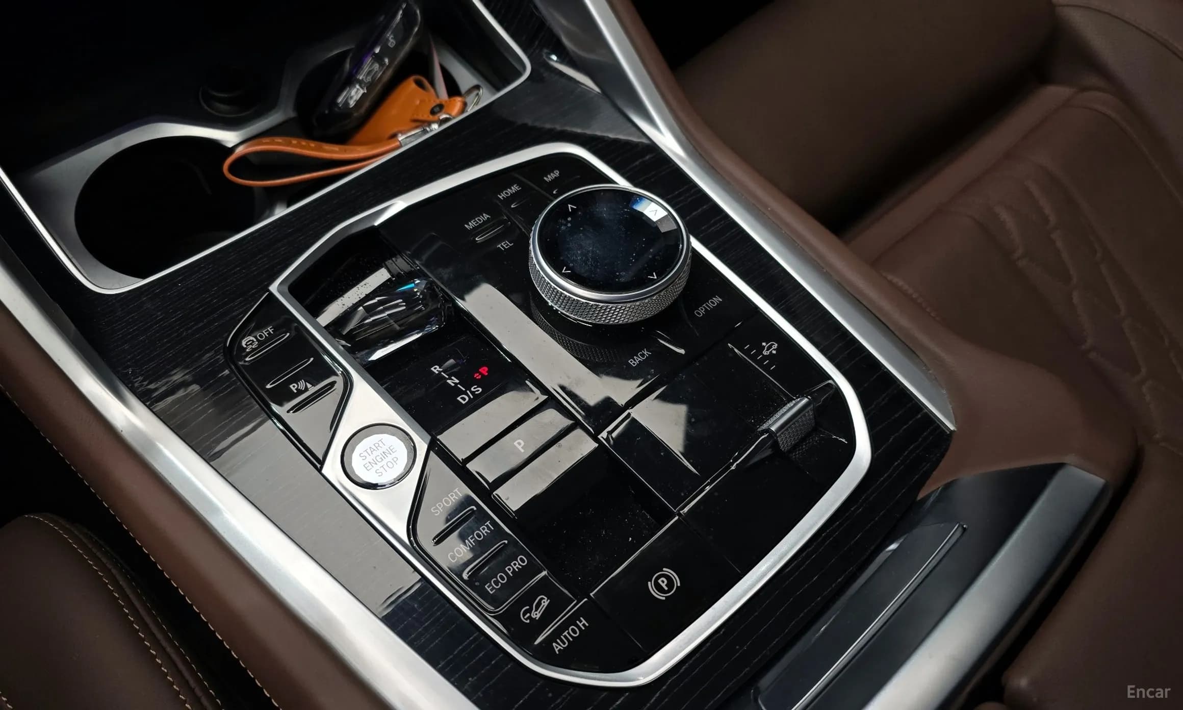 X6 (G06)