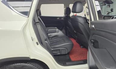 G4 Rexton