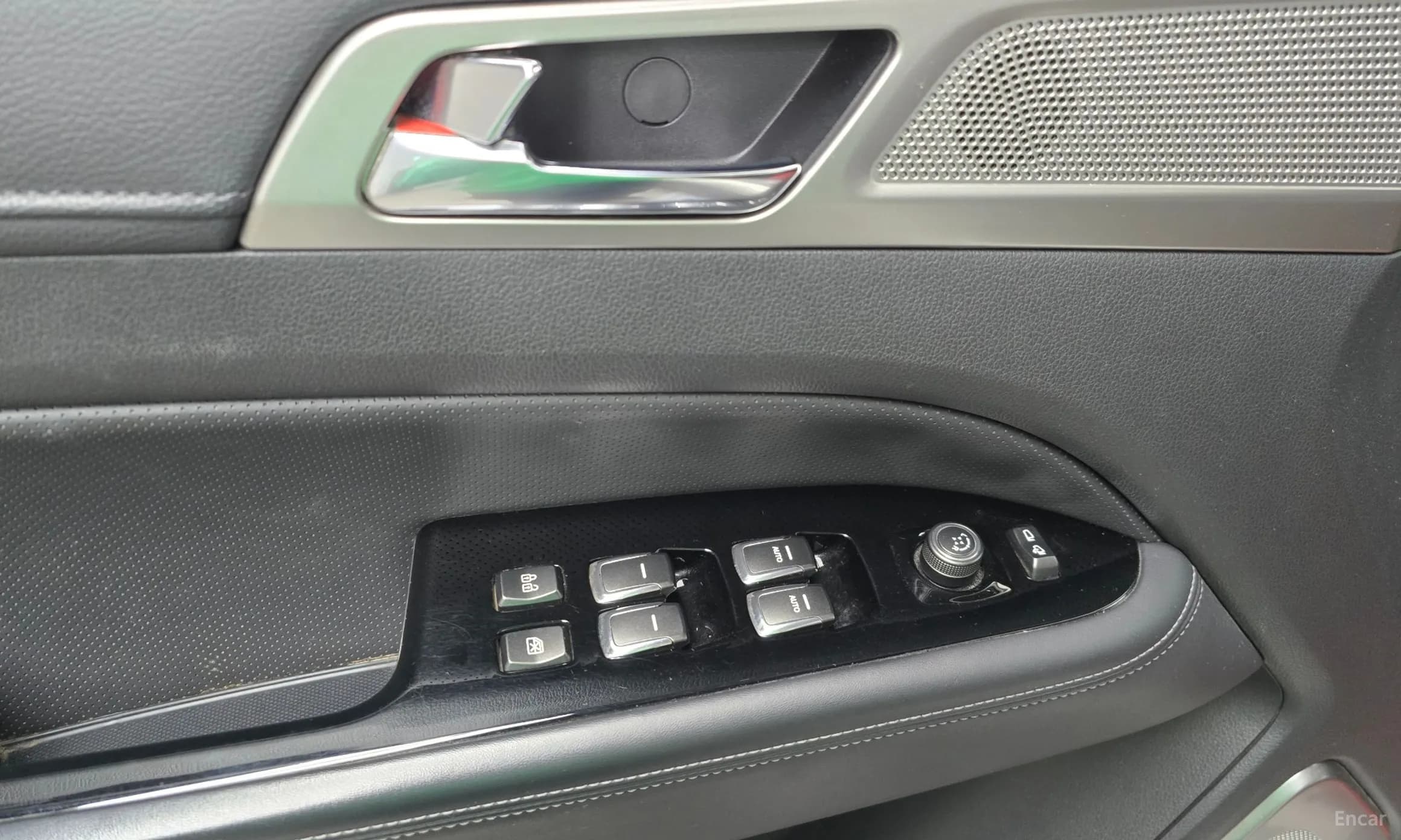 G4 Rexton