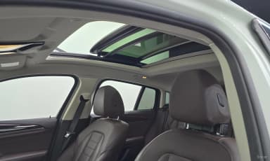 X4 (G02)