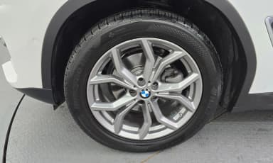 X4 (G02)
