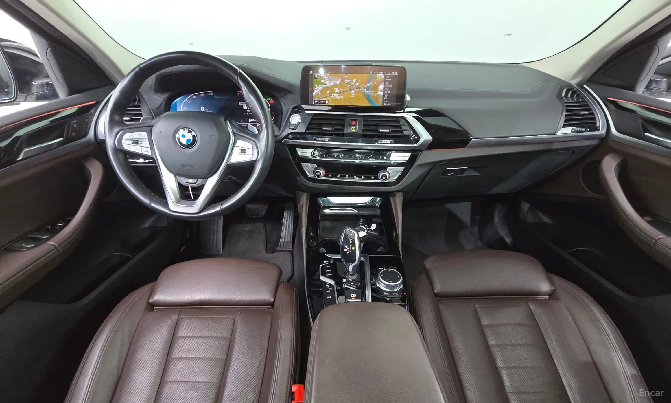 X4 (G02)