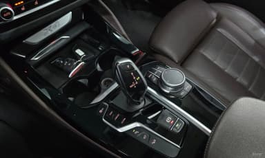 X4 (G02)