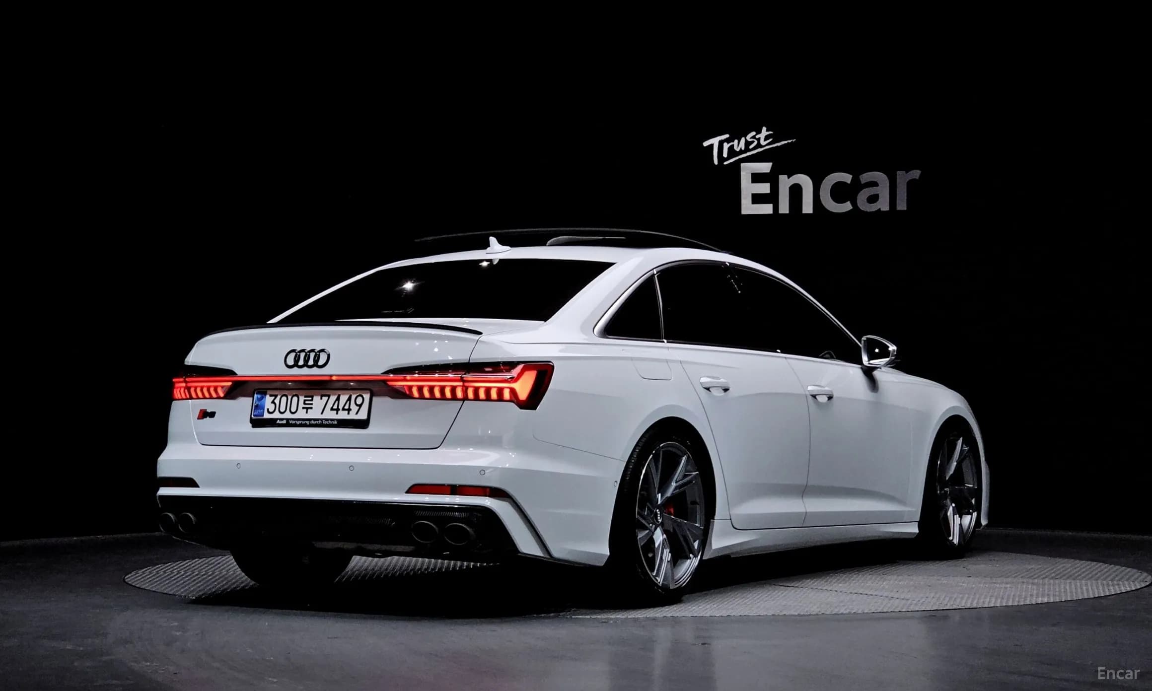 A6 (C8)