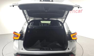 Trax Crossover