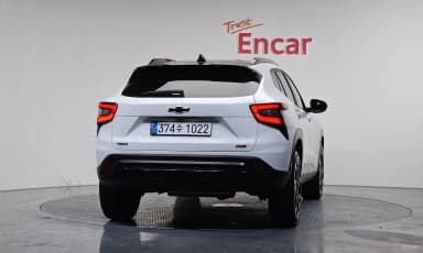 Trax Crossover