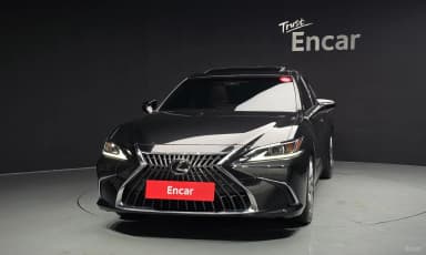 ES300h 7th Generation