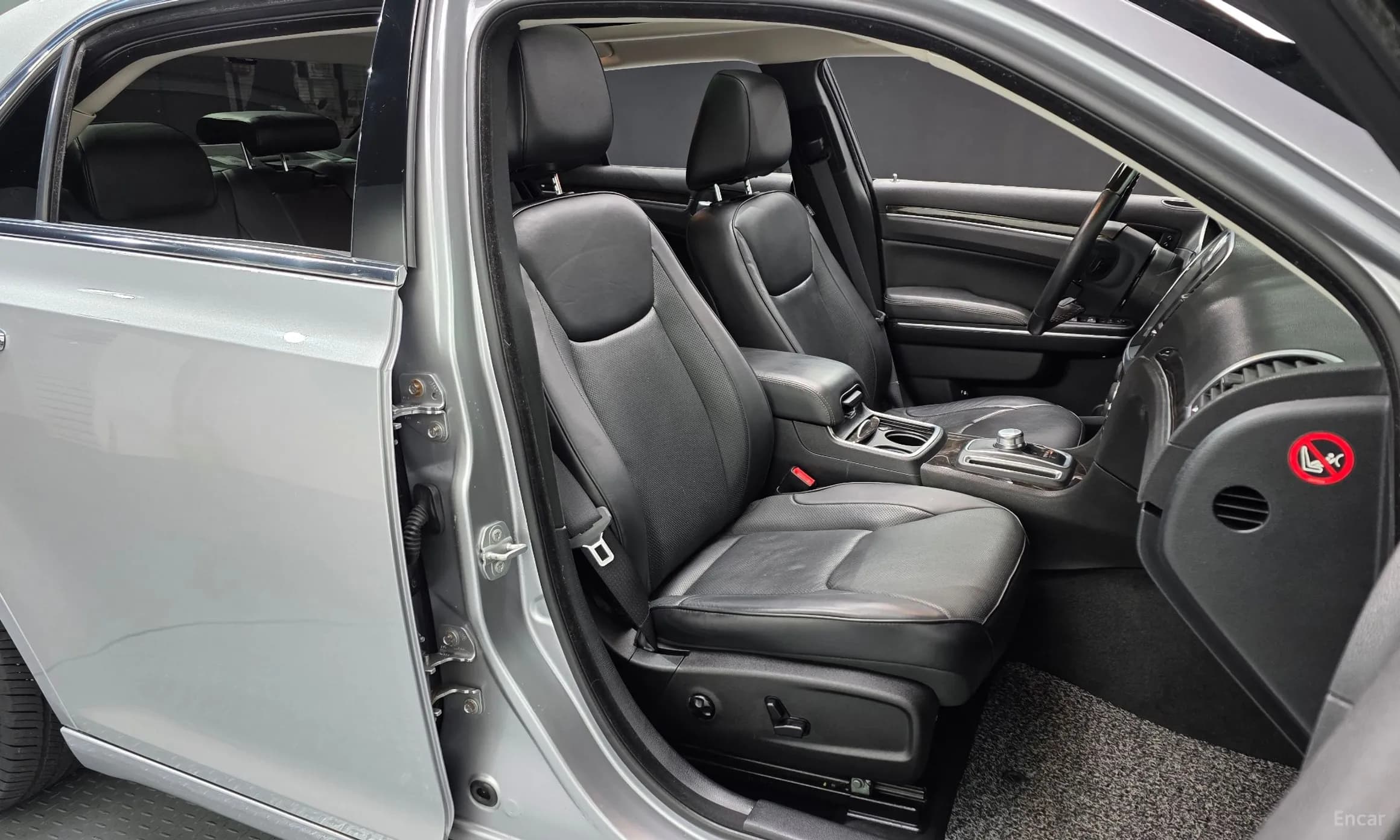 The New 300C
