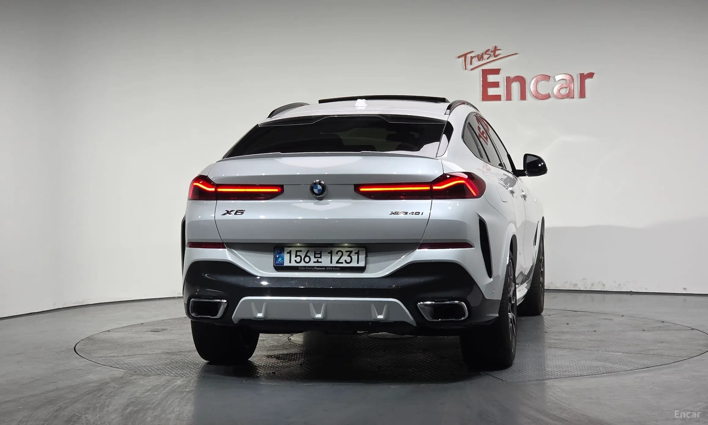 X6 (G06)