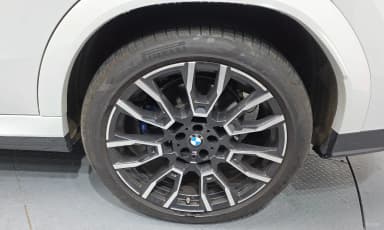 X6 (G06)