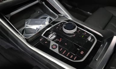 X6 (G06)