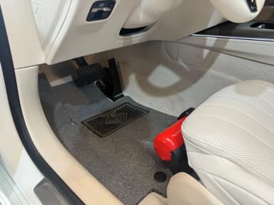 E-Class W214