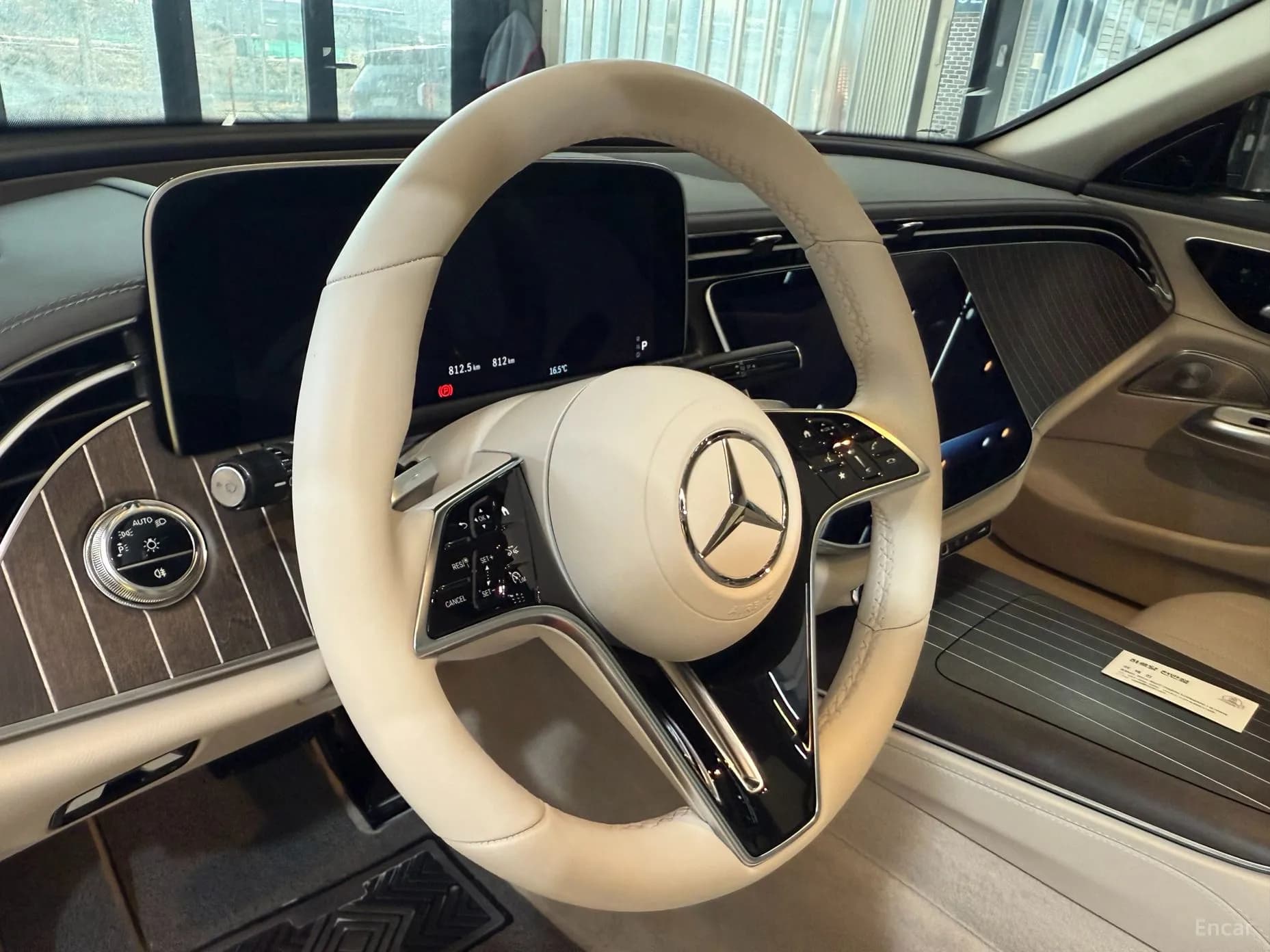 E-Class W214