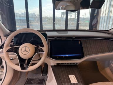 E-Class W214