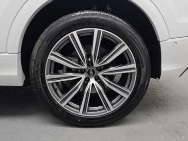 Q8 (4M)