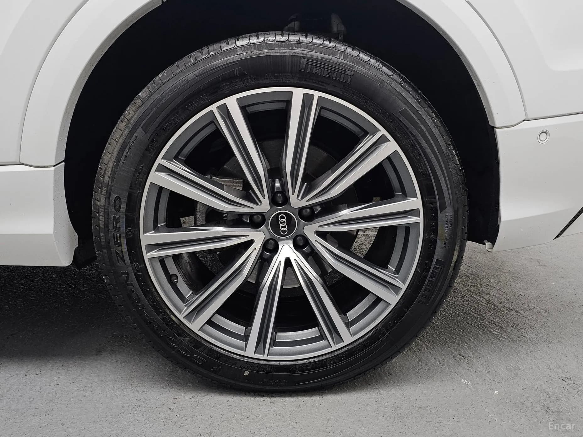 Q8 (4M)