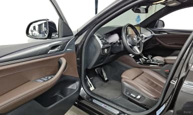 X4 (G02)