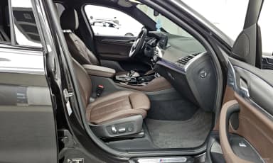 X4 (G02)