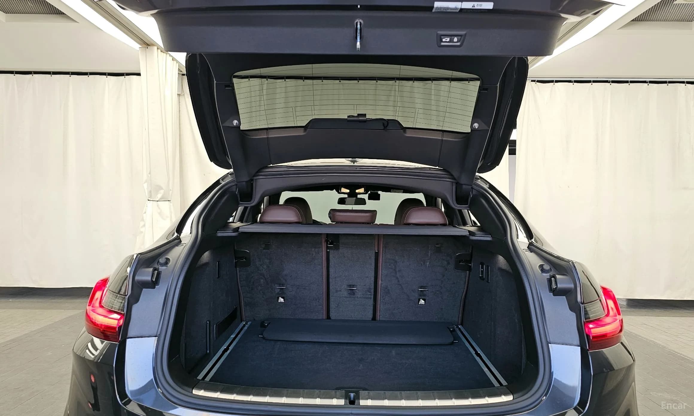 X4 (G02)