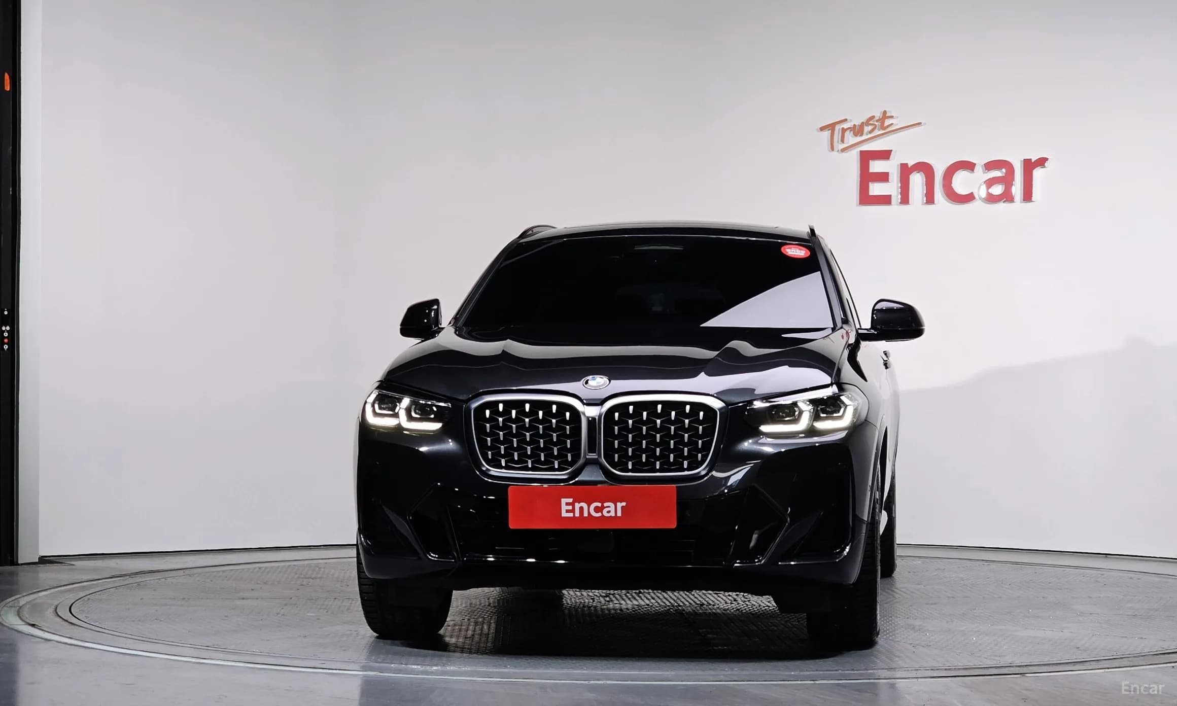 X4 (G02)