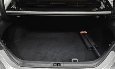 Camry (XV70)