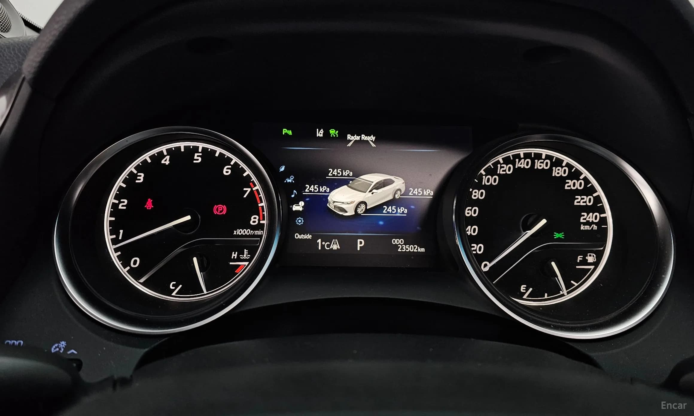 Camry (XV70)