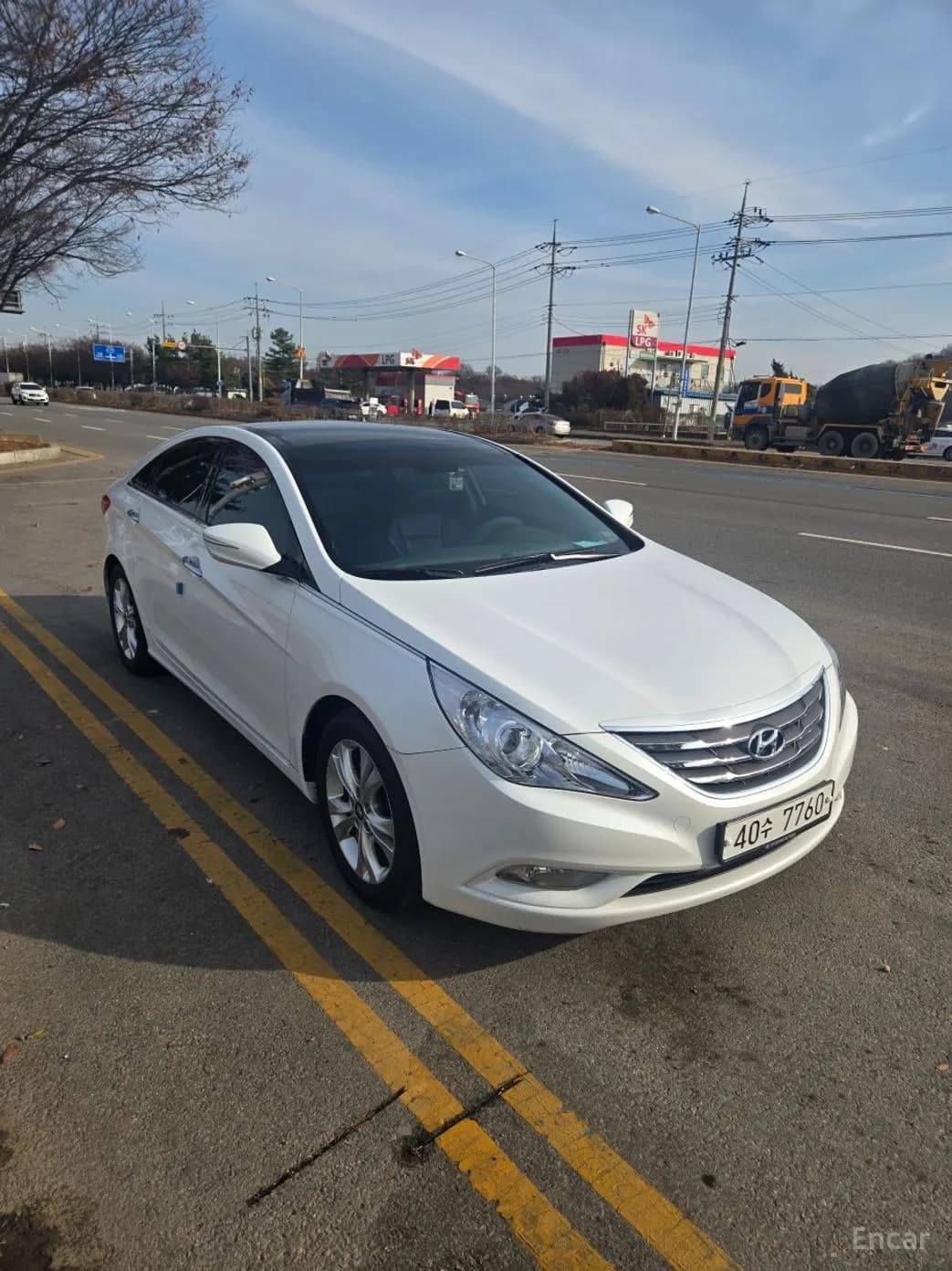 YF Sonata