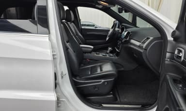 Grand Cherokee