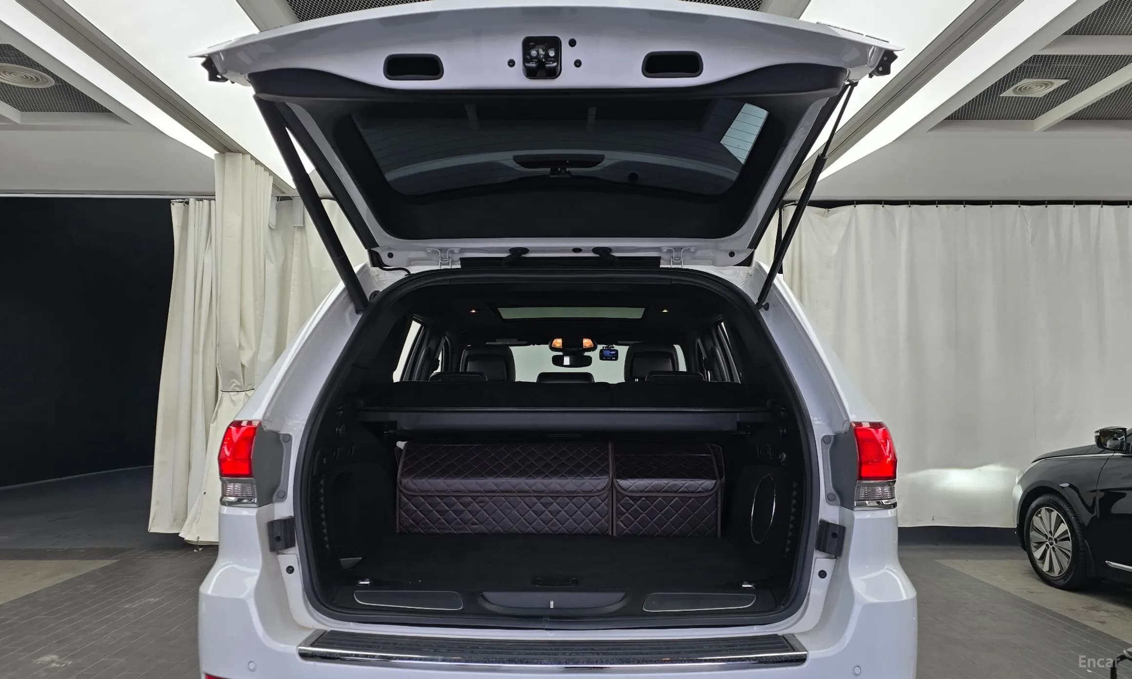 Grand Cherokee