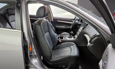G37
