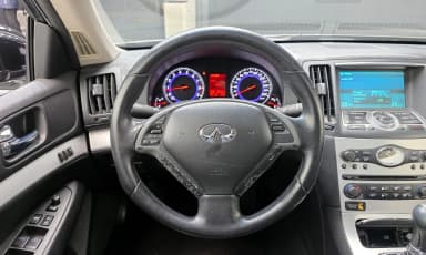 G37