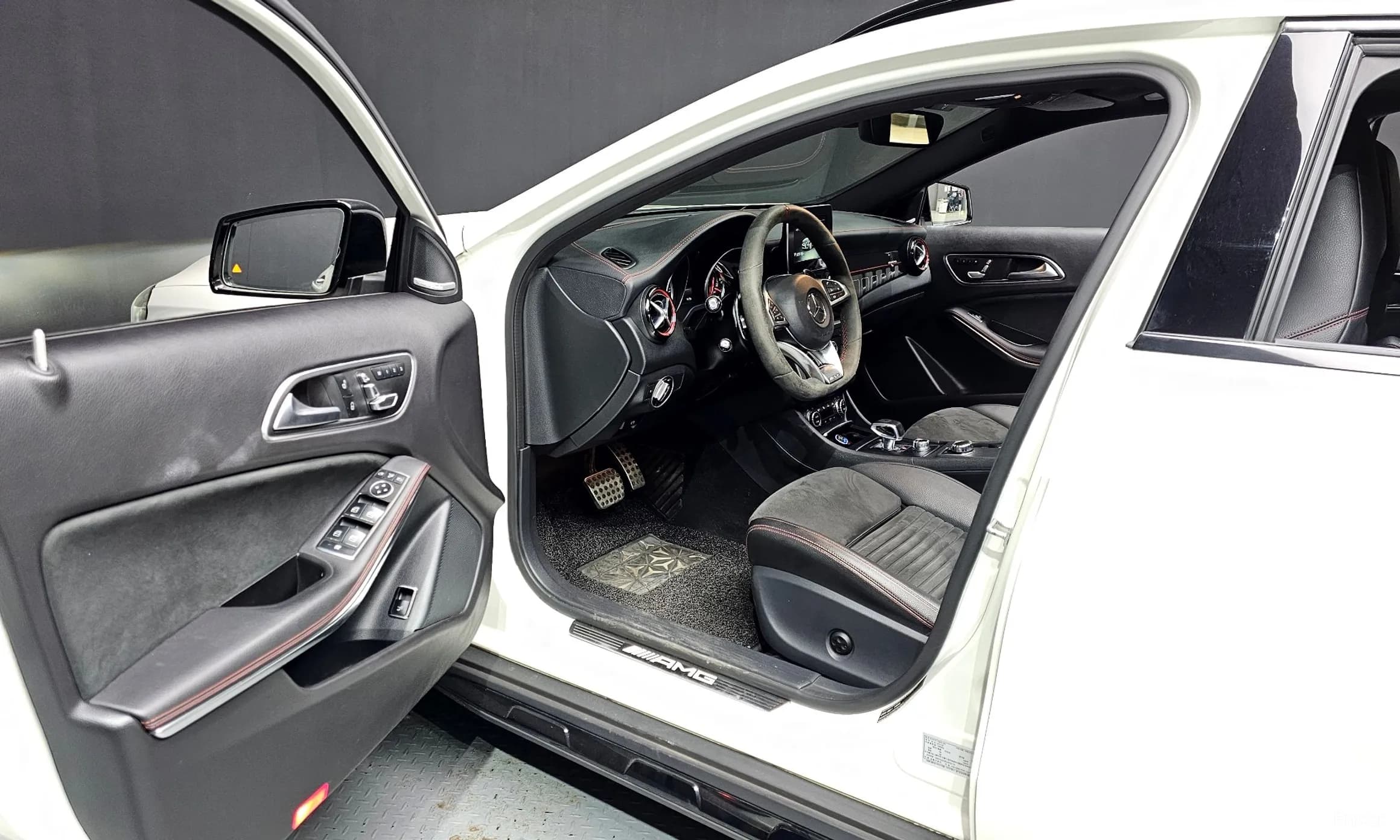 GLA-Class X156